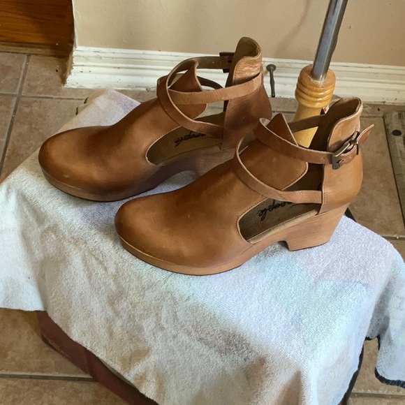 Free People Cedar Tan Leather Clog size 11, NWOB - Picture 2 of 16